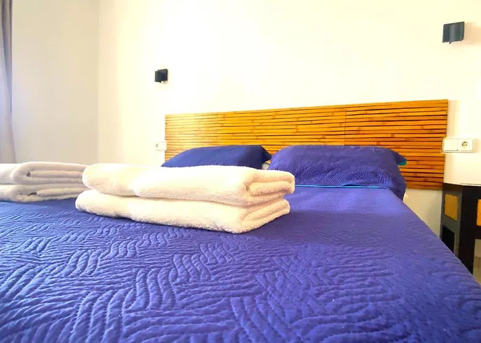 Roferos 32 * Puerto del Carmen (Lanzarote)