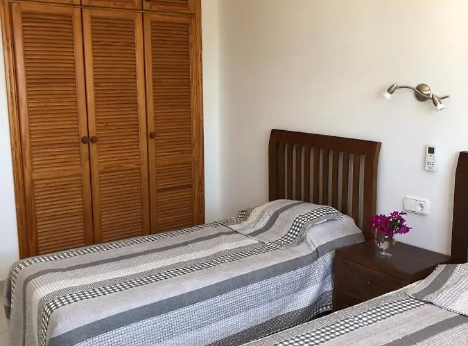 Roferos 32 וילה *